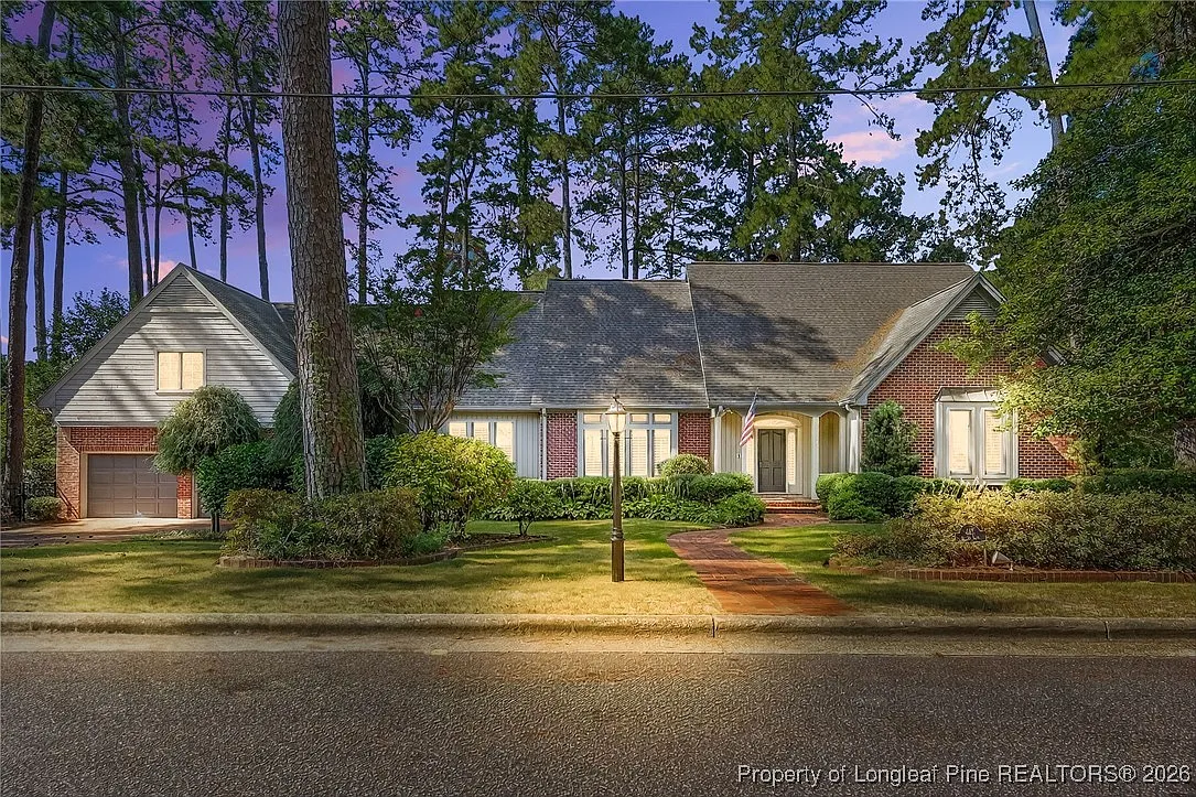 428 Holly Ln